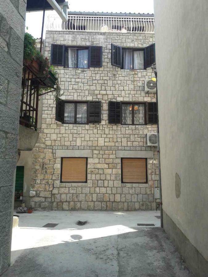 Suncica Apartments Kaštela Exterior foto